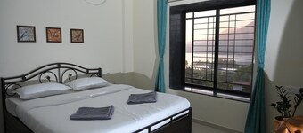 Yatri LakeView Villa Mulshi