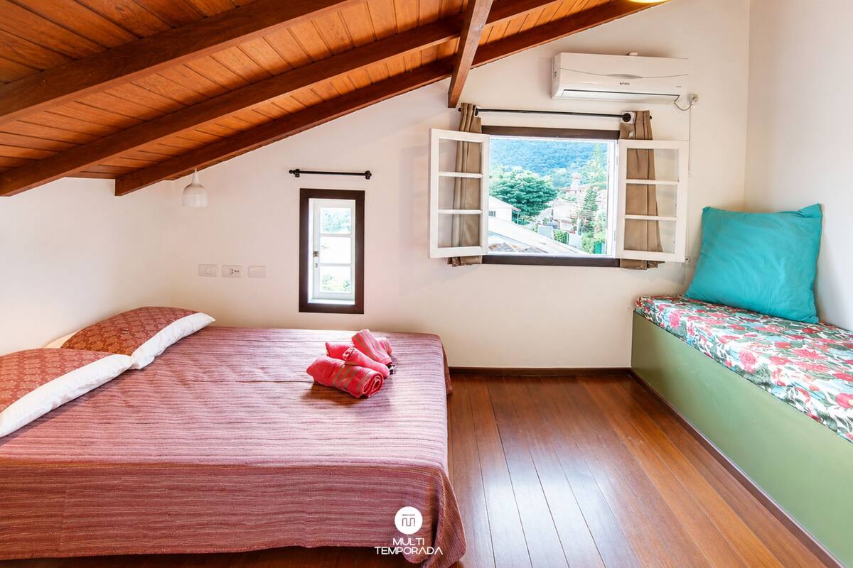 Flat Jasmin - Pousada Solar das Pétalas - FLN | Roupas de cama premium, Wi-Fi de cortesia, individualmente decorados