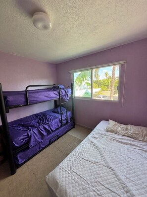 3 habitaciones, internet y ropa de cama 