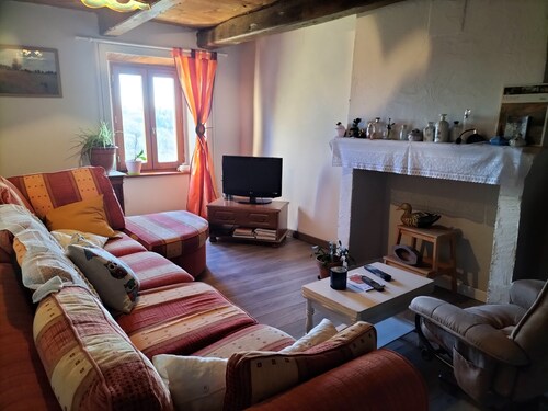 Loue chambre pour 2 personnes dans le Sancy avec salle de bain