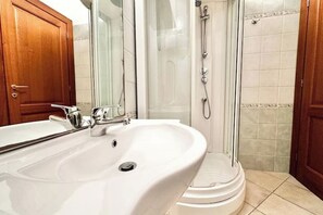 Shower, hair dryer, bidet - MONO SUITE - Rena Bianca (Santa Teresa Gallura)