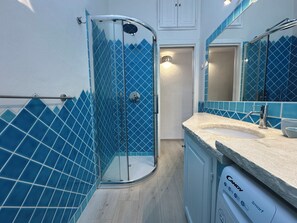 Traditional Apartment, Balcony, Sea View | Bathroom - NG Collection Faravelli 21 (Cannigione)