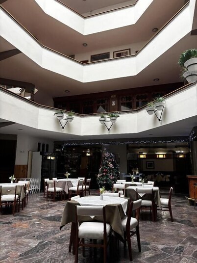 HOTEL CONTINENTAL