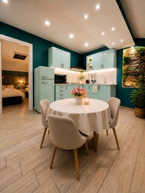 Dining - Historic17 - view of Etna and Sea x 12 (Catania)