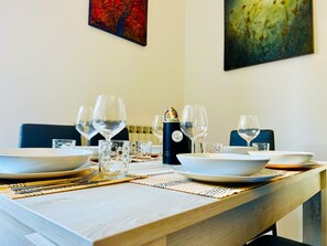 Dining - The White Marble Beach House – Free Parking (Marina di Carrara)