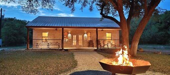 Lonestar Lodge in Concan