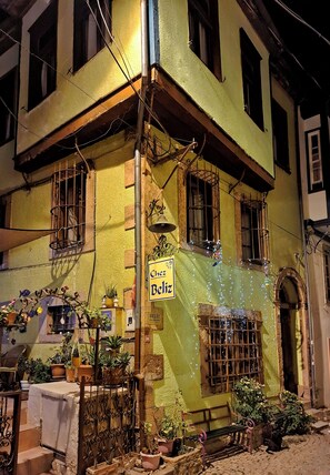 Exterior detail - Chez Beliz Konuk Evi  (Ayvalik)