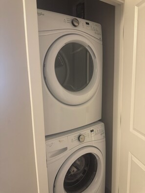 Interior - Charming 1-bedroom house with AC in peaceful Worcester (Worcester)