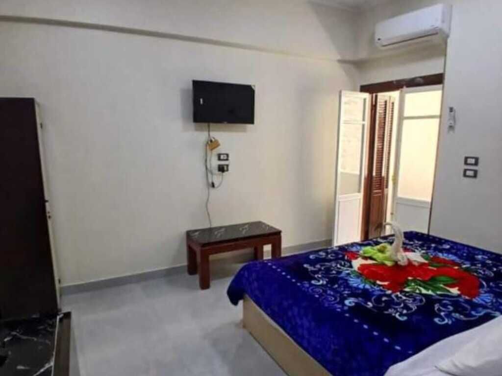 Eenpersoonskamer, gedeelde badkamer