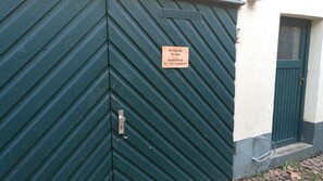 Exterior detail - Gasthof Hirsch (Gengenbach)