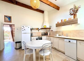 Frigorifero, forno, lavastoviglie, macchina per tè/caffè