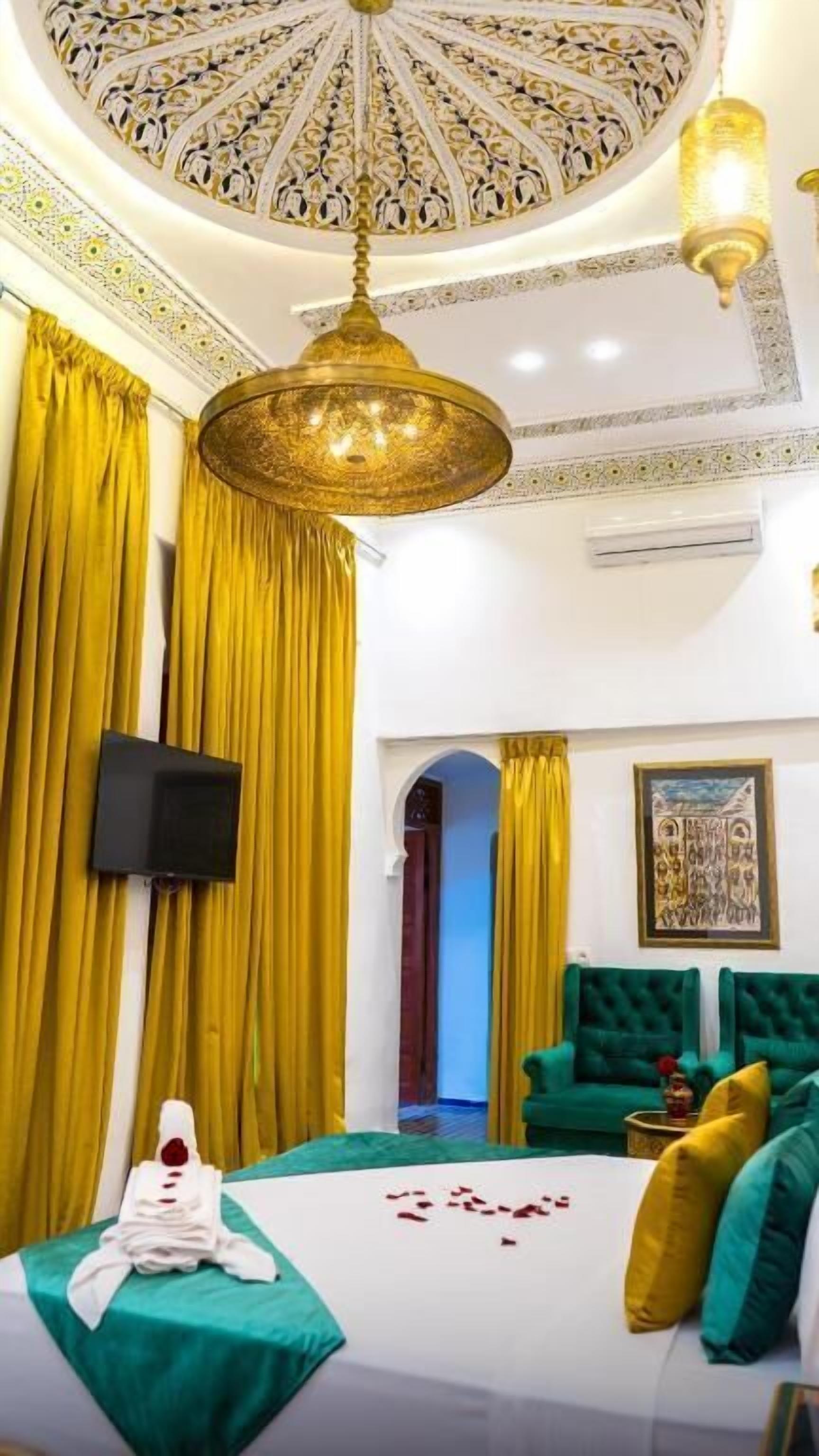 Suíte, sacada, vista para o parque