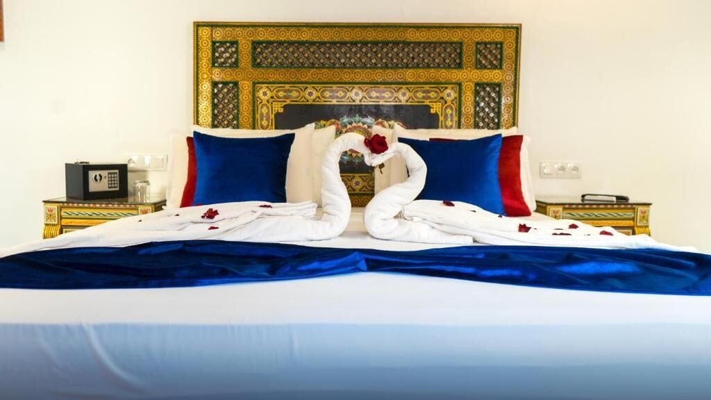 Comfort szoba kétszemélyes ággyal