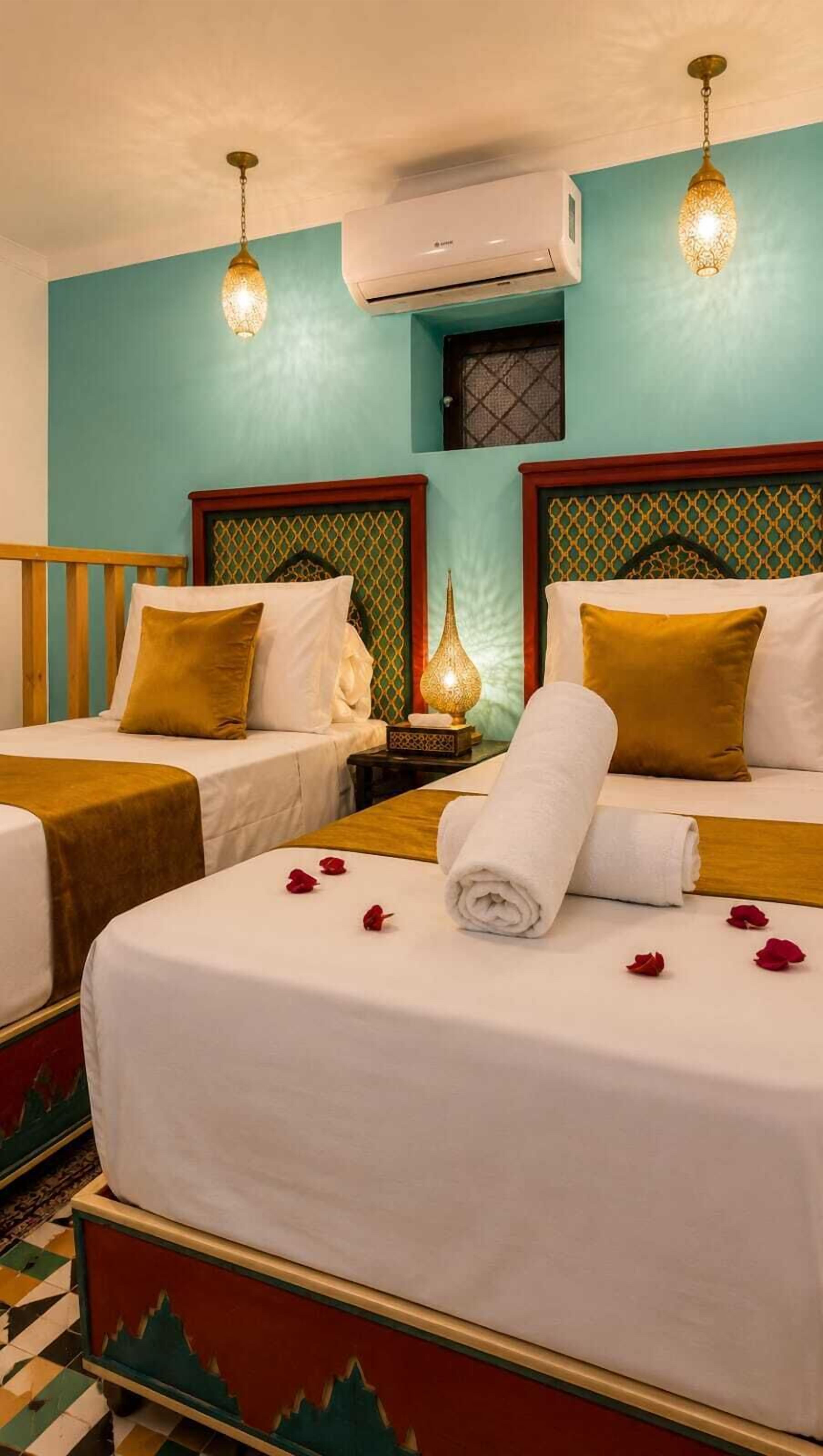 Deluxe Double or Twin Room | Egyptian cotton sheets, premium bedding, in-room safe, desk