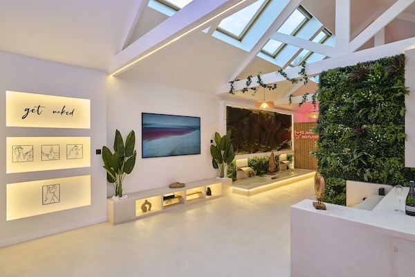 Wohnzimmer / Lounge