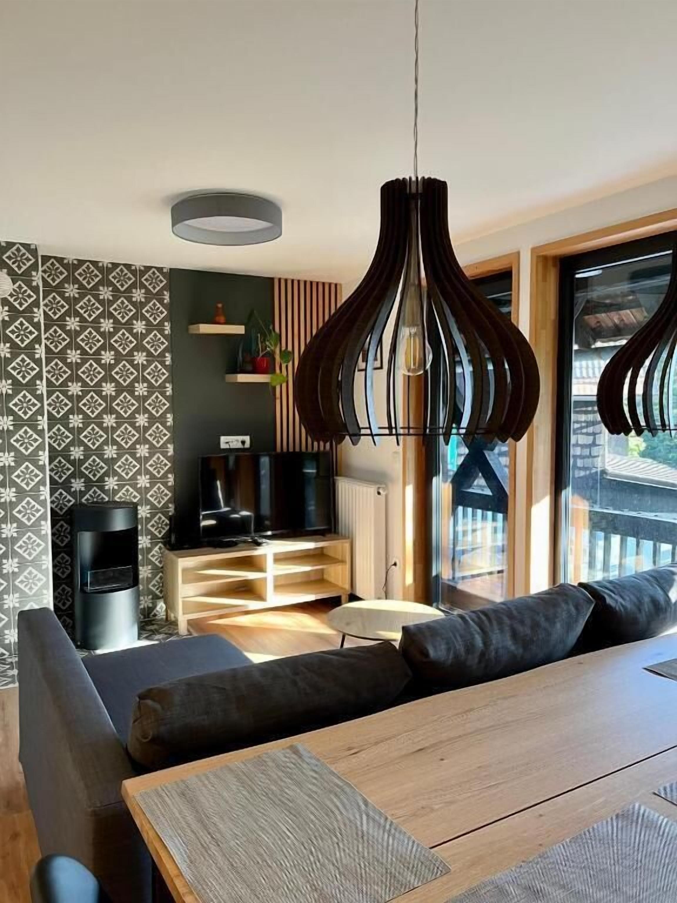 Comfort Apartment, 1 Bedroom, Mountain View | Living area