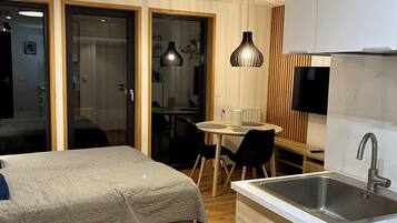 Studio Classique | Chambres insonorisées, fer et planche à repasser, Wi-Fi gratuit