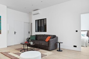TV - TheBlueStay 262 - Stunning A/C Apartment (Paris)