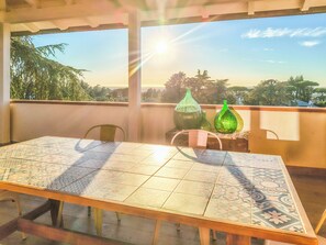 Condo | Outdoor dining - Il Favoloso Mondo di Vale (Marino)