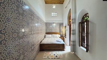 Chambre Double Standard, vue cour intérieure