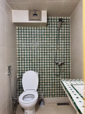 Standard Double Room, Courtyard View | Bathroom - Riad AYA (rabat)