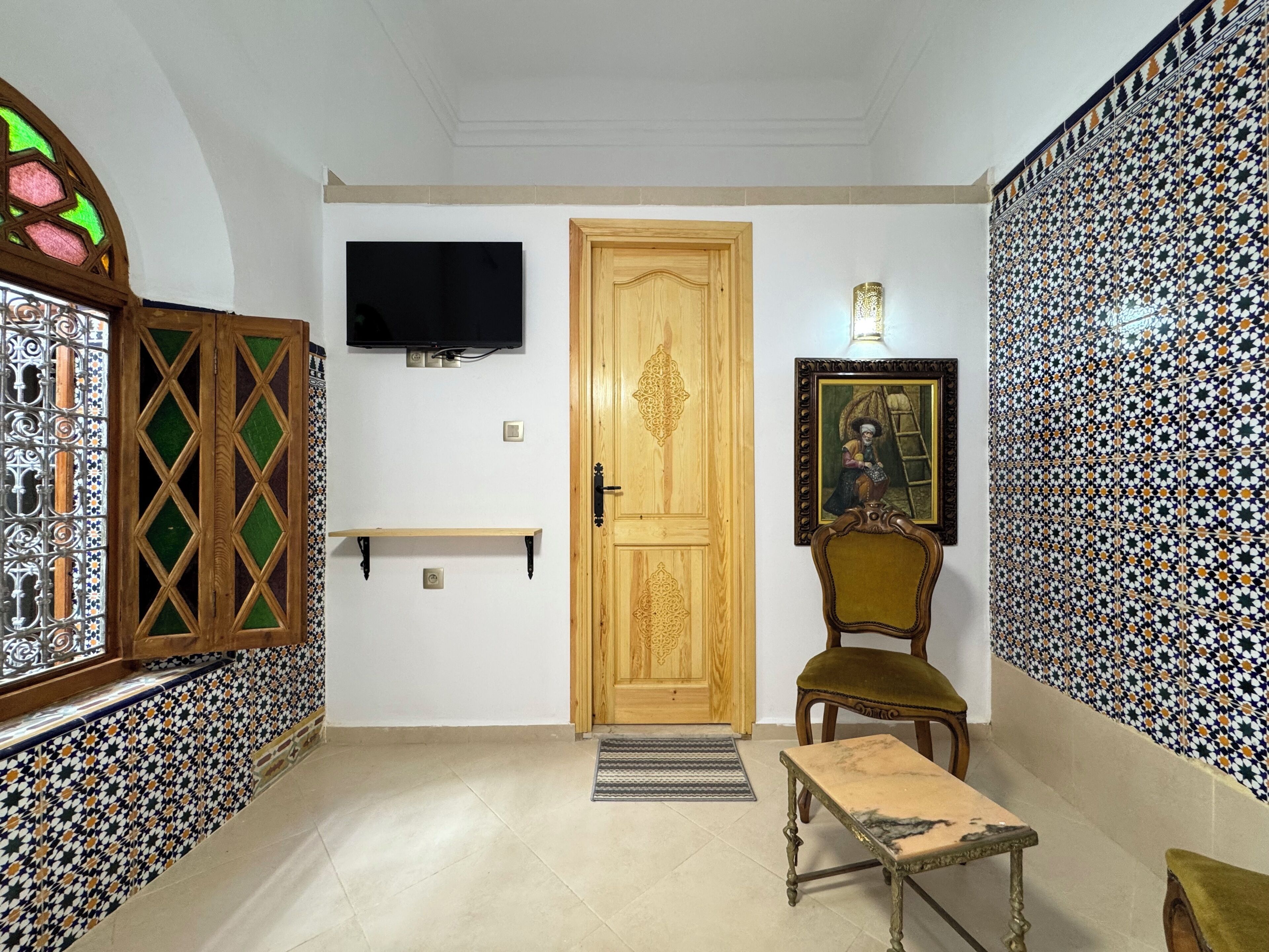 Comfort Double Room | Free WiFi, bed sheets