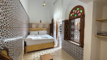 Habitación doble clásica, vista al patio | Wifi gratis y ropa de cama