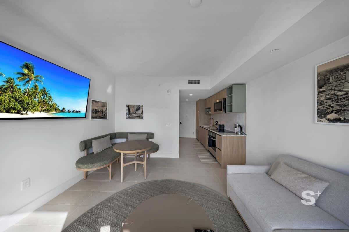 Kondominium, balkon, pemandangan kota | Area keluarga