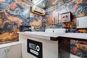 Casa | Reception