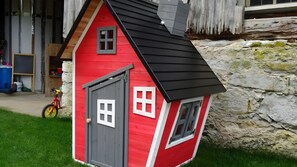 Exterior detail - Apartment 'Ferienhof Hohe' with Shared Pool, Garden, and Wi-Fi (Hiltpoltstein)