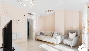 Smart TV - Marina Suites 3 | Fuengirola (Fuengirola)