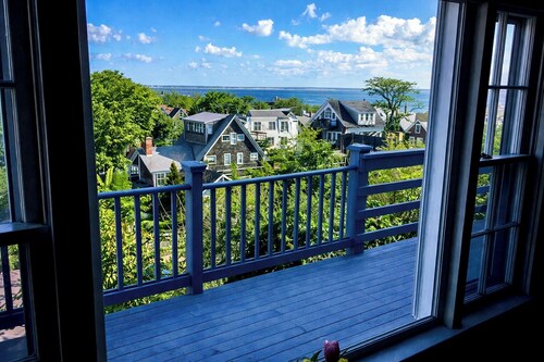 Perfect Ptown Stay, Dogs Welcome, Walk Everywhere