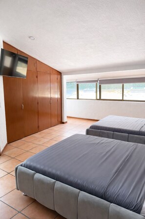 1 bedroom, WiFi, bed sheets - BOWRA SUITE NINA, CONSULATE AREA (Zapopan)
