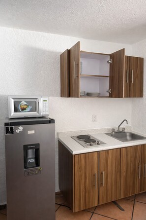 Private kitchen - BOWRA SUITE NINA, CONSULATE AREA (Zapopan)