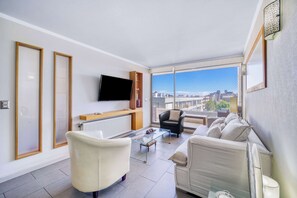 TV - Angamos Coast Luminous Apartment 3D in Reñaca (Viña del Mar)