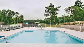 Cottage | Pool | Outdoor pool
