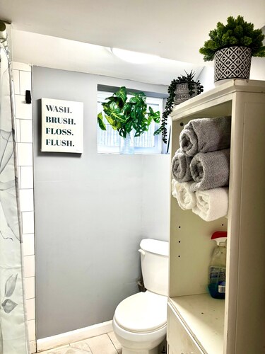 Cozy pvt bsmt in West Orange w/ NYC access, kitchen-Private entry, FIFA Worldcup