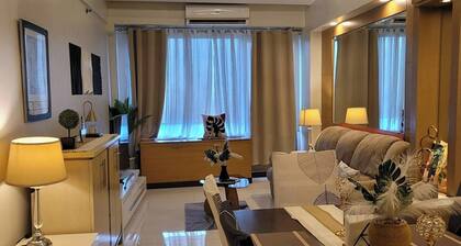 Ideal Family Getaway Connected to Eastwood Mall