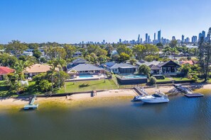 Exterior - Bliss On The Boulevard (Mermaid Waters)