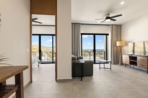 Living area - 2-bedroom Apt w AC, Gym, Rooftop Infinity Pool Close to Downtown Cabo San Lucas (Cabo San Lucas)