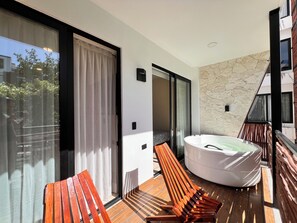 Terrace/patio - Tulum & comfort Travel Apartment 2DB 1BR + Jacuzzi, gym, cinema, swimming pools and more (Tulum)