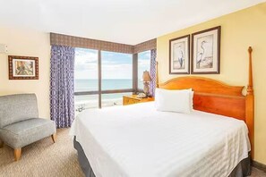 2 bedrooms, iron/ironing board, WiFi, bed sheets - 2 Bedroom Oceanview Condo - kitchen, W/D, pool, hot tub, gym, racquetball, etc. (Myrtle Beach)