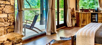 Elk & Embers Mountain Hideaway