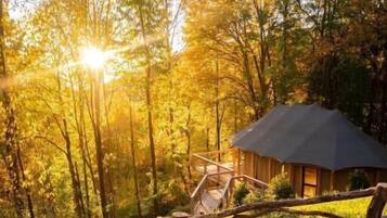 Double Room, Patio, Mountain View | Kawasan hartanah