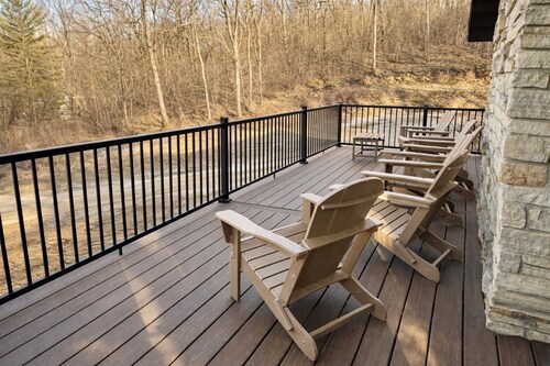 Cedar & Stone Retreat