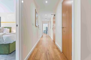 Interior - Stylish 3BR City Centre Apartment (Leicester)
