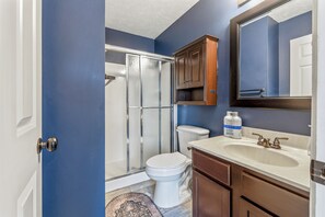 Bathroom - Blue Moon Ranch in Bloomington (Bloomington)