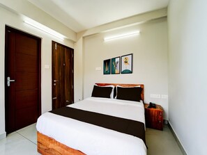 House - Super Townhouse Oak Cochin (Aluva)