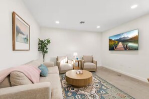 Luxe huis, 2 slaapkamers, keuken | Woonruimte