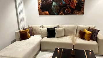 Apartment, 1 Bedroom, Smoking, Balcony | Living area